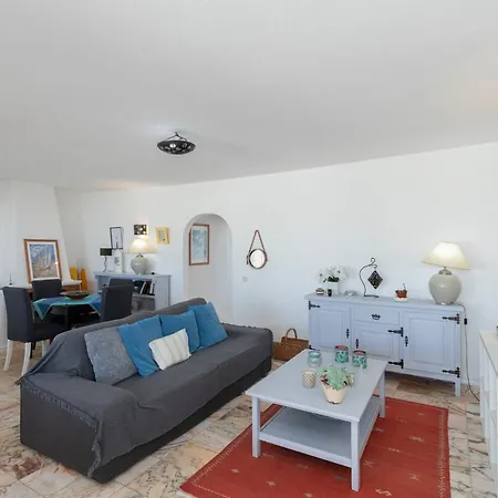 Marina Апартаменти *