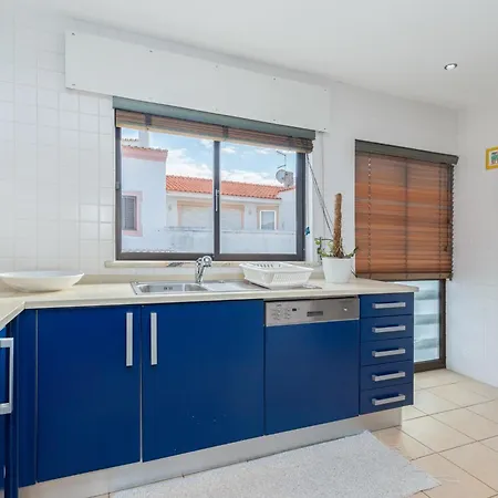 Marina Апартаменти *